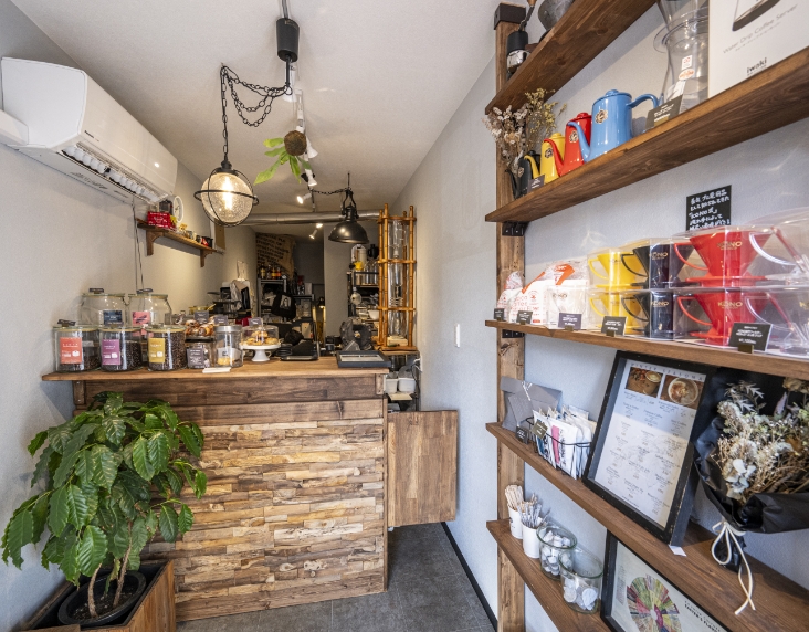 SUTTA COFFEE 雑餉隈焙煎所